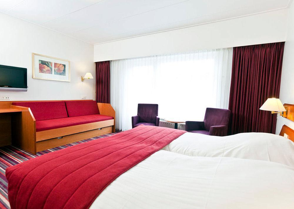 The Wigwam 3*